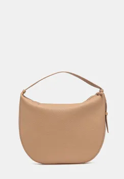 Armani Exchange poseta imagine