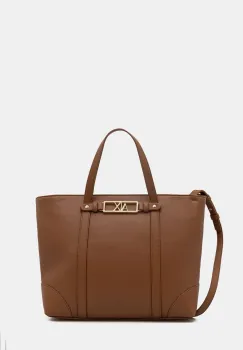 Armani Exchange poseta imagine