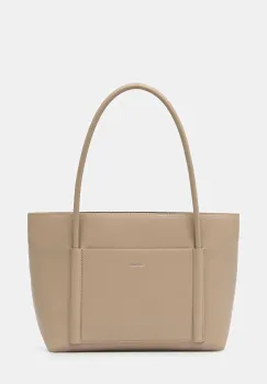 Calvin Klein poseta imagine