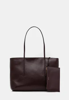 Calvin Klein poseta imagine