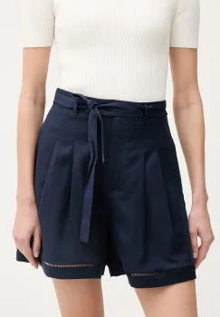 Lacoste pantaloni scurti pentru femei, cu lyocell imagine