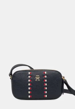 Tommy Hilfiger poseta imagine