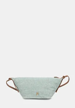 Tommy Hilfiger poseta imagine