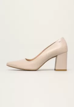 Pantofi cu toc imagine