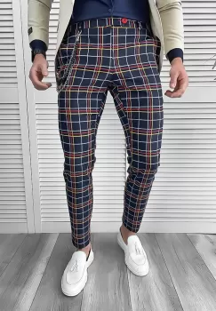 Pantaloni barbati eleganti in carouri 10063 e imagine