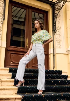 Blugi Corina albi cu rupturi imagine