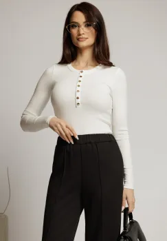 Bluza alba din bumbac croi mulat cu maneca lunga imagine