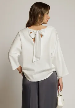 Bluza casual alba din jerse cu funda la spate imagine