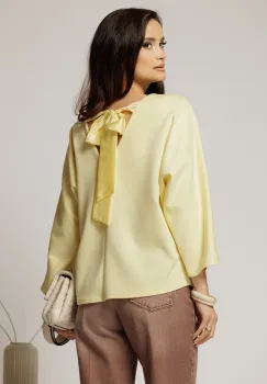 Bluza casual galbena din jerse cu funda la spate imagine