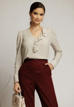 Bluza DY Fashion ivoar din voal plin cu decolteu in V si volanas imagine