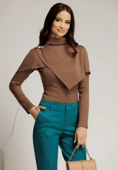 Bluza maro din jerse cu nasturi decorativi si design atipic imagine