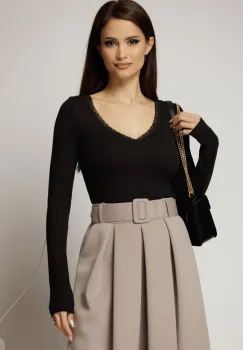 Bluza neagra din viscoza cu decolteu V si dantela imagine