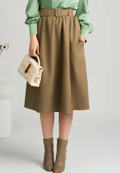 Fusta DY Fashion office din jerse maro cu pliuri si curea in talie imagine