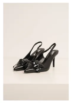 Pantofi negri din piele ecologica cu floare mai pe varf imagine