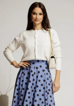 Pulover alb din tricot cu inchidere cu nasturi imagine