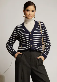 Pulover bleumarin cu dungi albe si inchidere cu nasturi imagine