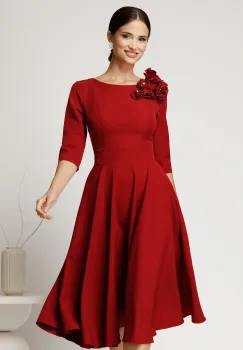 Rochie DY Fashion midi rosie din stofa in clos cu floare la bust imagine