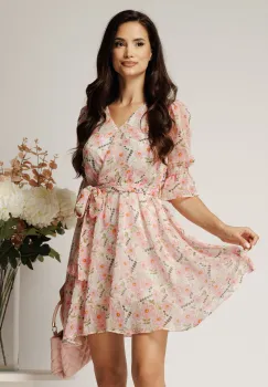 Rochie DY Fashion scurta alba din voal cu flori roz si cordon in talie imagine