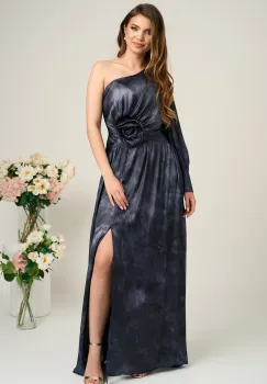 Rochie Ella Collection Noa lunga de ocazie bleumarin din satin cu floare maxi pe talie imagine
