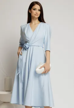 Rochie midi bleu din stofa in clos cu floare in talie imagine