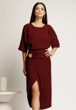 Rochie midi bordo cambrata din triplu voal cu funda si accesoriu pe fusta imagine
