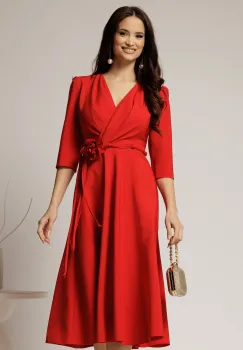 Rochie midi rosie din stofa in clos cu floare in talie imagine