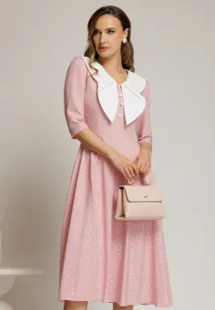 Rochie midi roz cu buline si guler amplu croi clos imagine