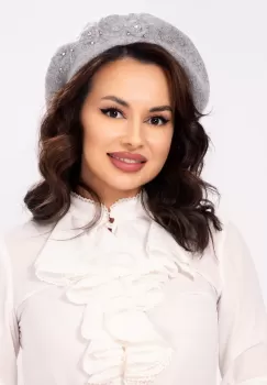 Bereta dama gri Charm din tricot fin decorata cu strassuri imagine