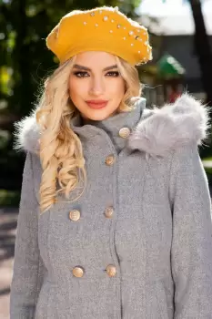 Bereta trendy mustar cu perlute si strasuri imagine