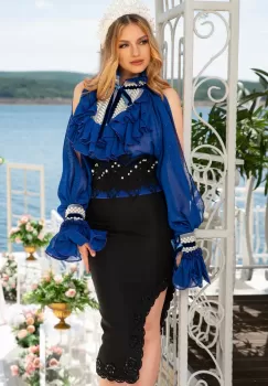 Bluza eleganta din voal albastru royal cu perle cusute manual Legendaria by Venezia imagine
