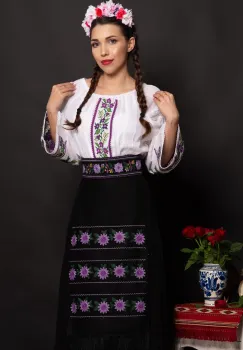 Brau dama traditional Lioara cu motive florale mov imagine