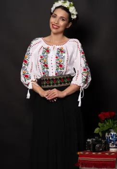 Brau dama traditional Lucia cu motive populare brodate imagine