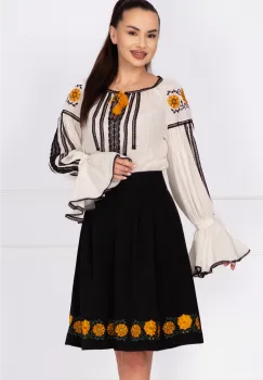 Fusta dama neagra in clos cu flori galbene brodate imagine