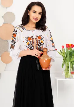 Ie alba traditionala brodata Marta din bumbac imagine