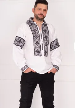 Ie barbateasca traditionala alba din bumbac brodata cu motivul rombului imagine