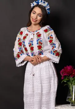 Ie dama alba din bumbac Anabela cu broderie florala imagine