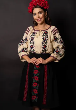 Ie dama crem Aurora cu narcise brodate imagine