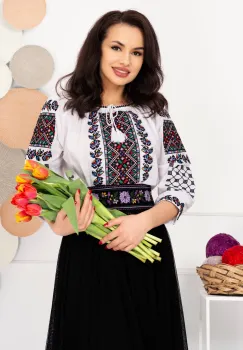 Ie dama traditionala Irena din bumbac cu simbolul rombului imagine