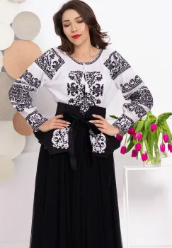 Ie dama traditionala Stela din bumbac cu broderie neagra imagine