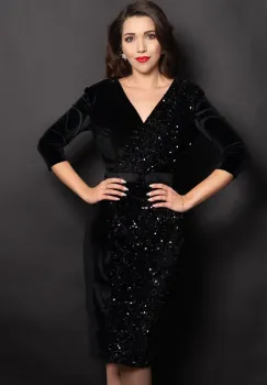 Rochie eleganta Amira neagra din catifea cu paiete pe o parte imagine