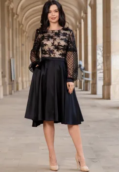 Rochie eleganta midi in clos Paulina cu broderie neagra imagine