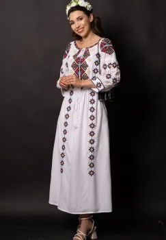 Rochie traditionala alba Coralia cu broderie cu simbolul rombului imagine