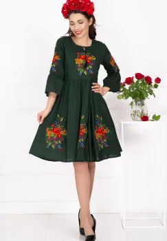 Rochie traditionala verde Angelica cu flori multicolore brodate imagine