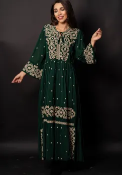 Rochie traditionala verde Gina lunga cu broderie bej imagine