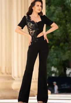 Salopeta eleganta neagra cu pantaloni evazati si flori 3D imagine