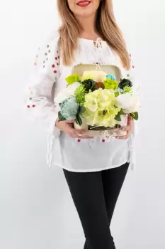 Aranajment floral - Valiza cu Flori - Mic 2 imagine