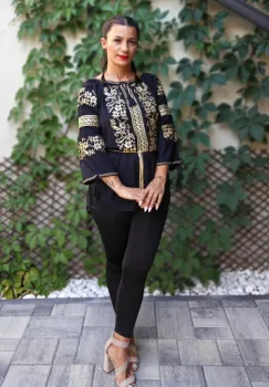 Bluza brodata Madelin 8 imagine