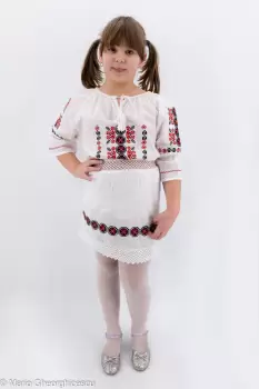 Compleu traditional fetite Florentina imagine