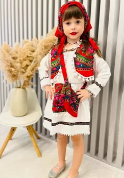 Compleu traditional Ioana 15 imagine