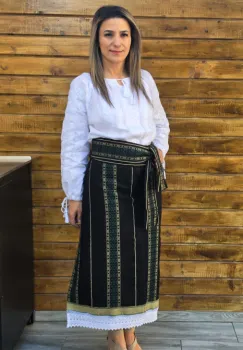 Costum Catrinta si Brau Mioara 16 imagine